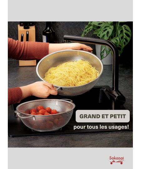 VAISSELLE PASSOIRE EN FER...